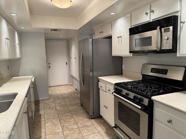 Building Photo - 250 Cordova St