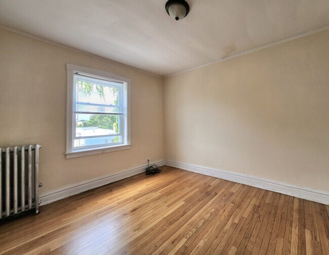 Building Photo - 2244 N Monticello Ave