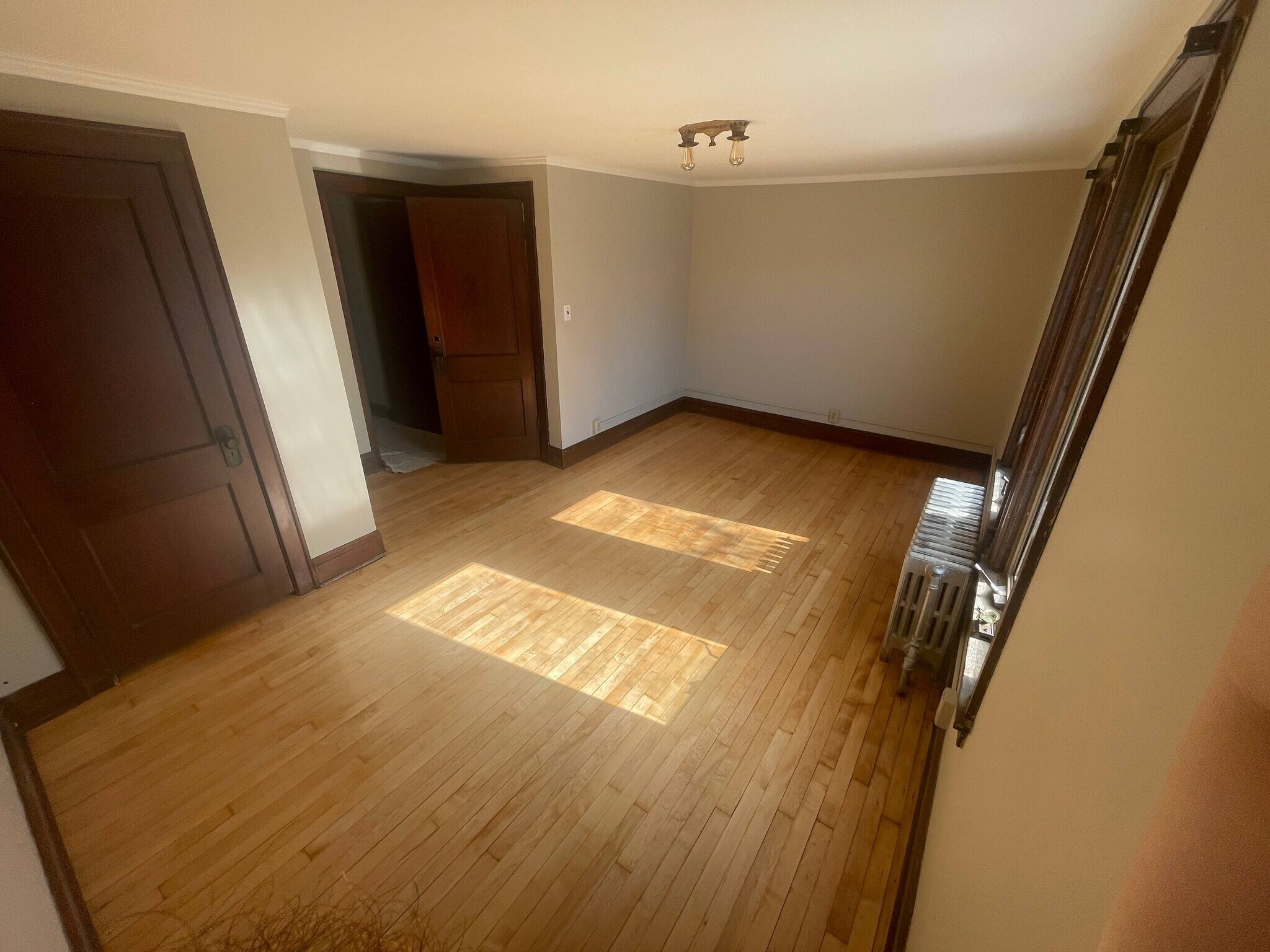 Living room - 2924 Emerson Ave N