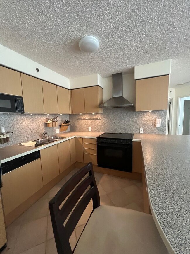 Building Photo - 247