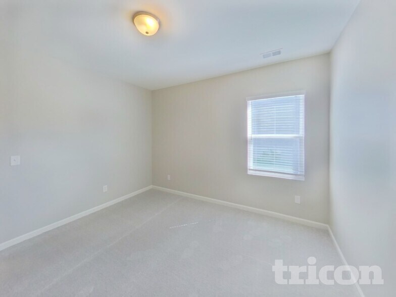 Building Photo - 31 Mccall Wy