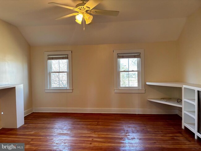 Building Photo - 8122 John Mosby Hwy