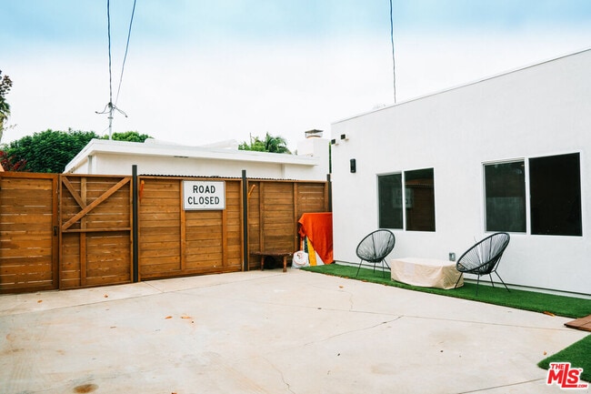 Building Photo - 11924 Juniette St