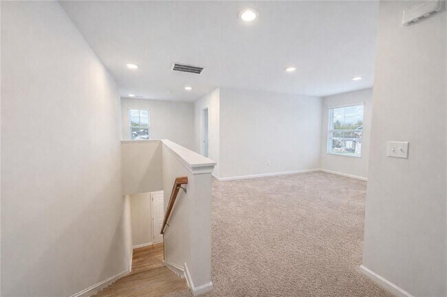 Building Photo - 88 Softwood Ct