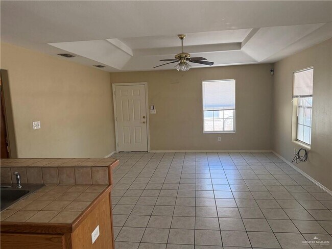 Building Photo - 11 French Ave