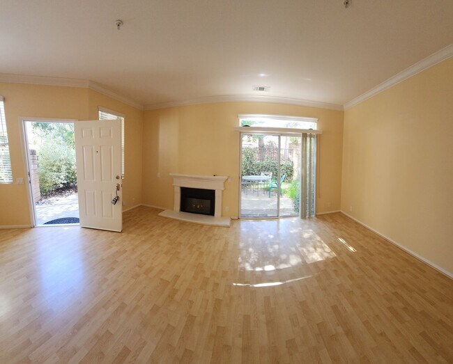 Building Photo - Fantastic home in the Arbors!