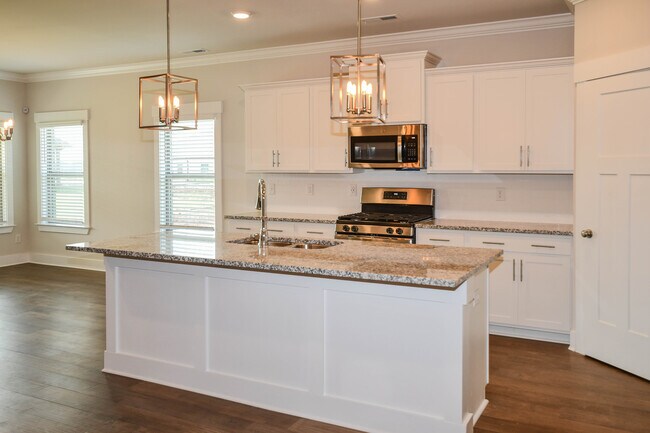 Building Photo - 148 Rosemary Ayers Dr