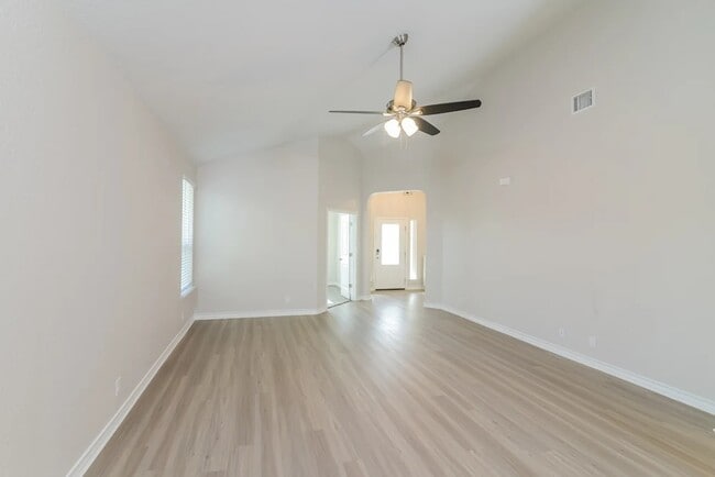 Building Photo - 13513 Petty Run