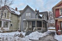 Building Photo - 32 Rowley St