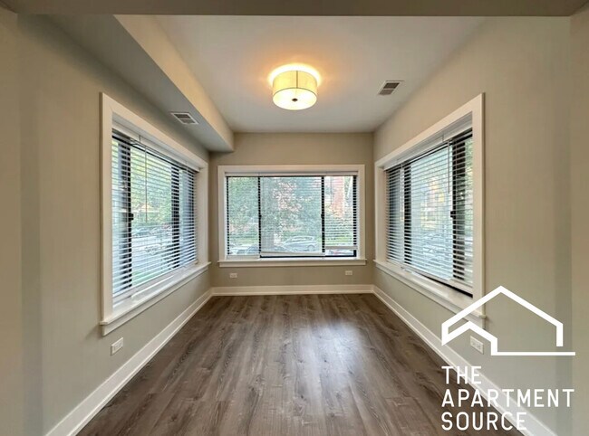 Building Photo - 1142 Maple Ave