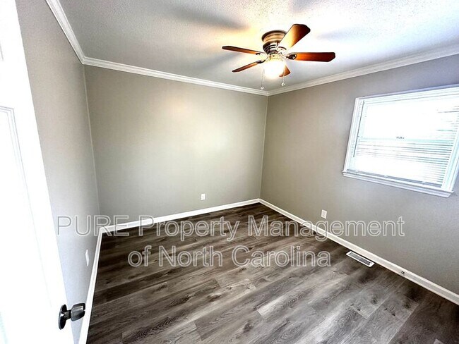 Building Photo - 1414 White St