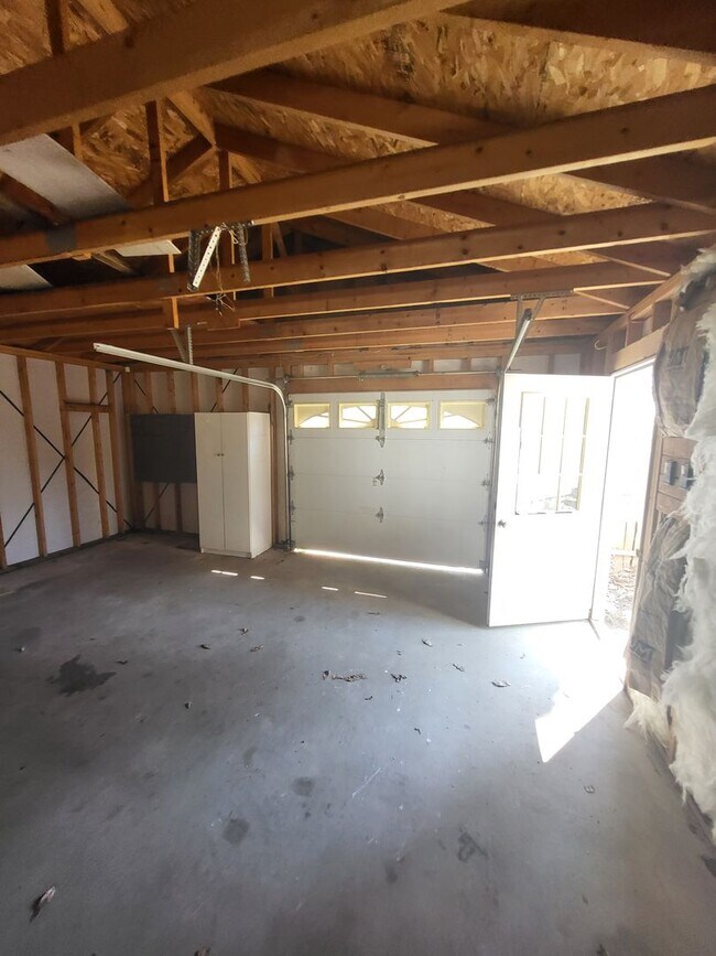 Building Photo - 507 Pfeiffer Rd