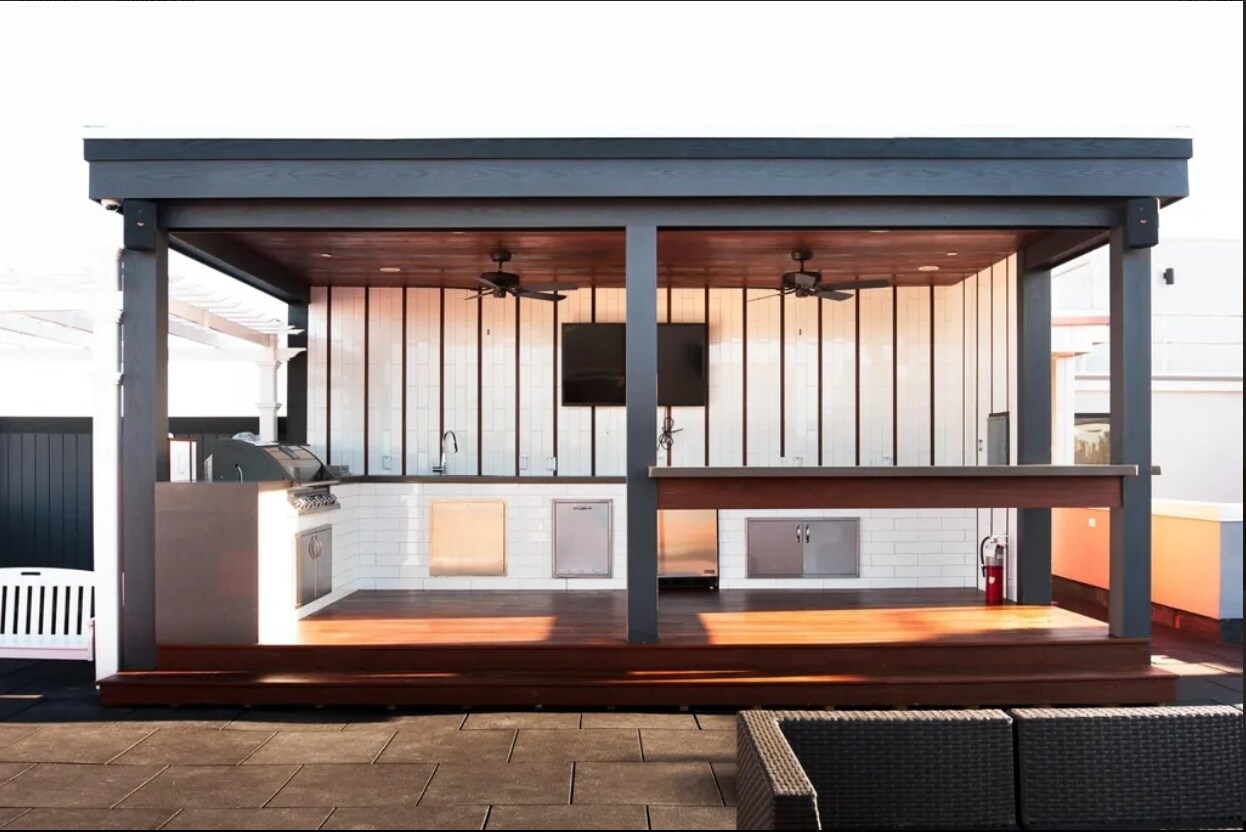 Building Photo - 11 Dorchester St