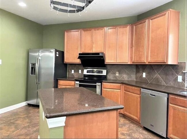Building Photo - 508 Tyree Rd