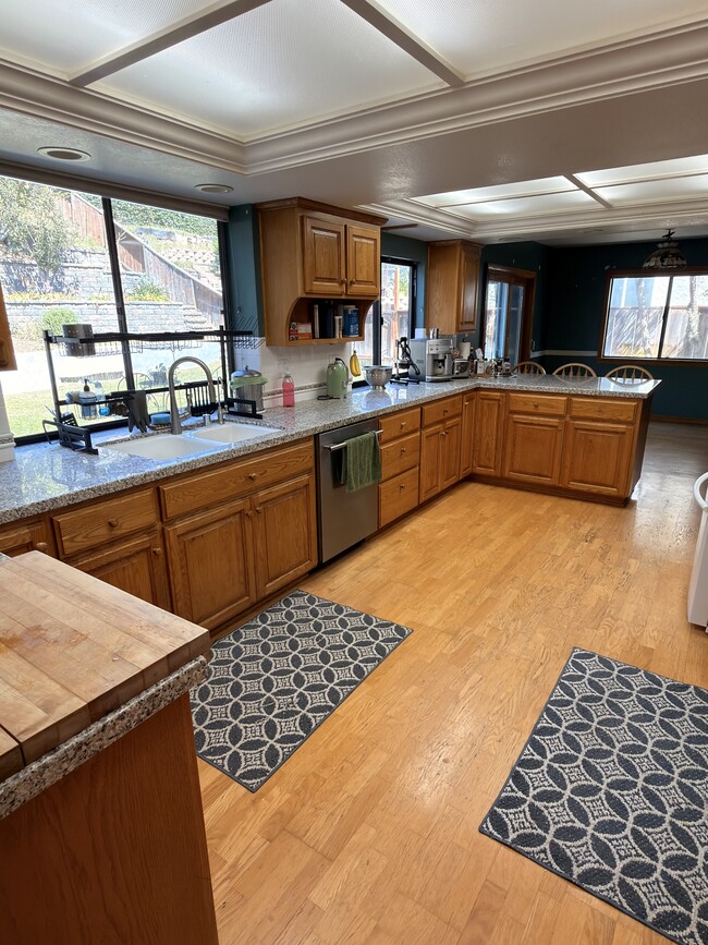 Building Photo - 9062 Stargaze Ave