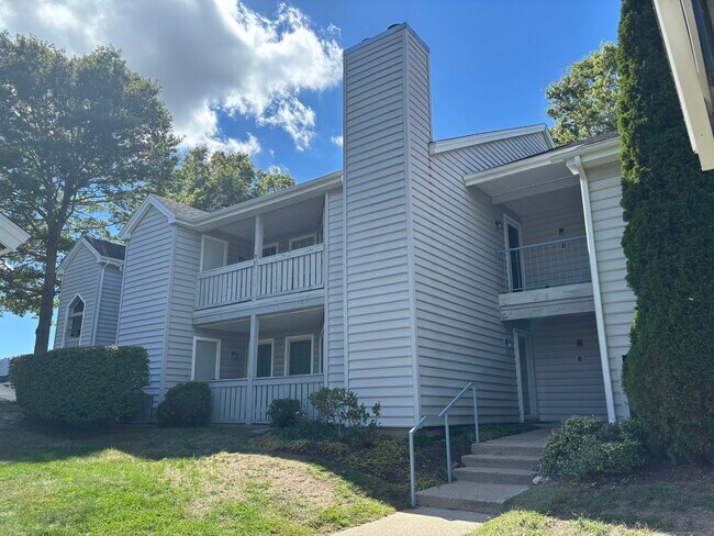 Primary Photo - 110 Leafwood Ln