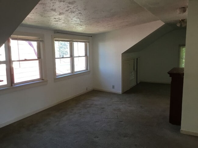 Building Photo - 9336 N Pier Park Pl