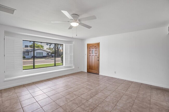 Building Photo - 8308 E Turney Ave