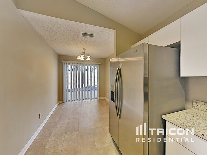 Building Photo - 723 Cape Cod Cir