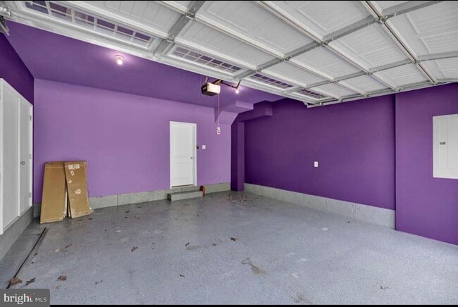 Building Photo - 1627 Field Sparrow Ter NE