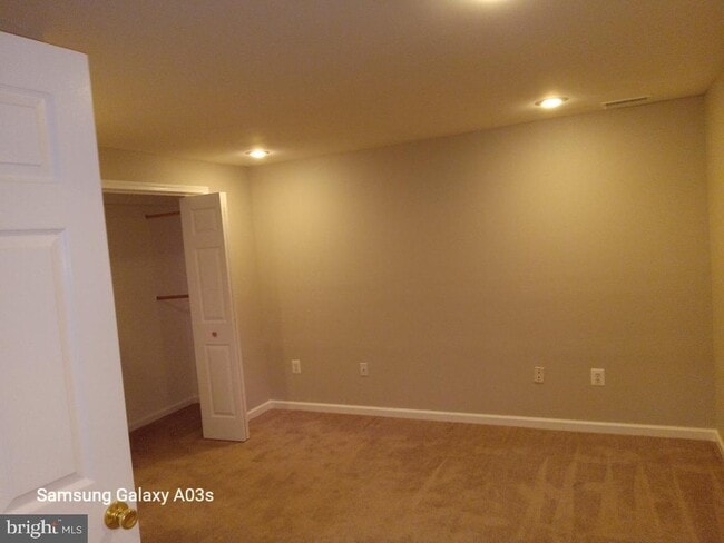 Building Photo - 3231 Tayloe Ct