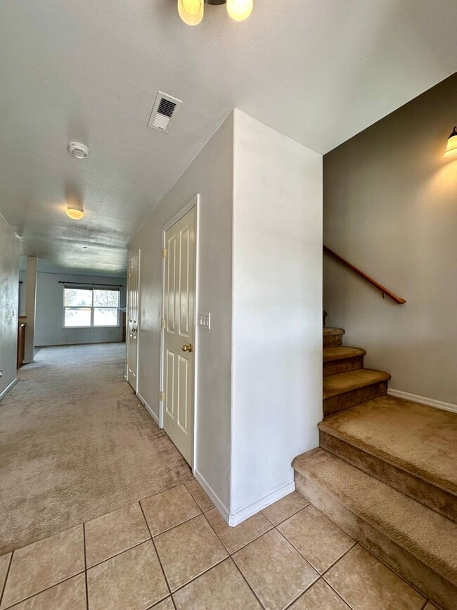 Building Photo - 2895 SW Indian Ave