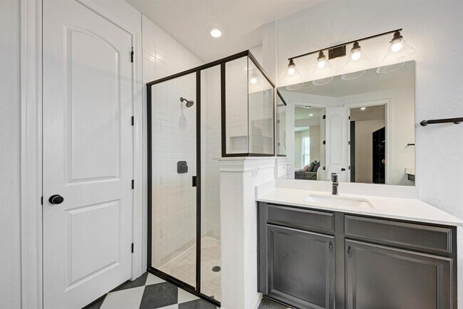 Building Photo - 156 Verdejo Dr