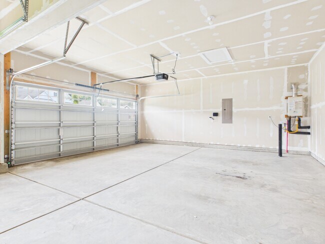 Building Photo - 730 Autumn Sage Dr