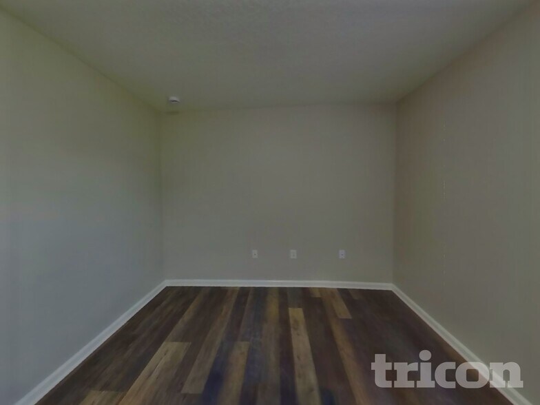 Building Photo - 76383 Timbercreek Blvd