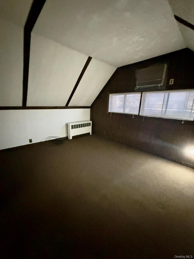 Building Photo - 107 Ball Park Ln