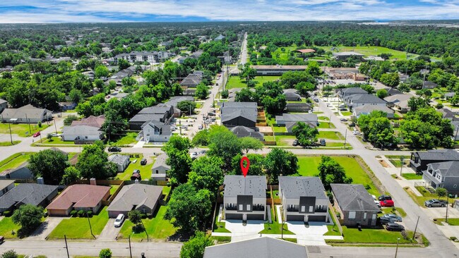 Building Photo - 3620 Du Bois St