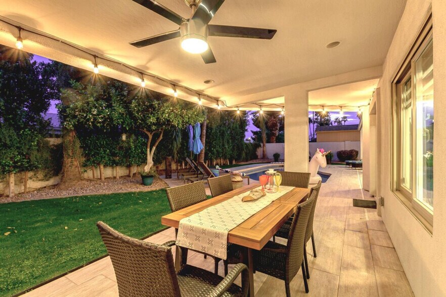 Building Photo - 6843 E Sheena Dr