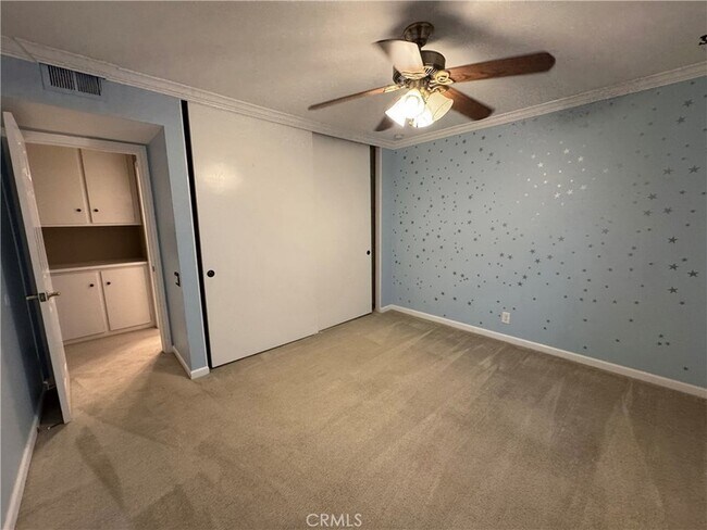 Building Photo - 6951 Lawn Haven Dr