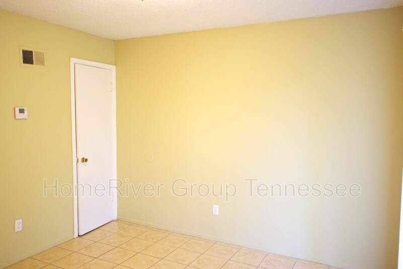 Building Photo - 3433 Barbwood Dr