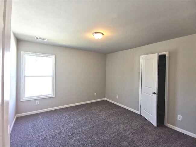 Building Photo - 3677 BRYANT Mdw Cir