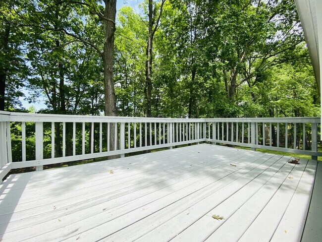 Building Photo - 12202 McClain St