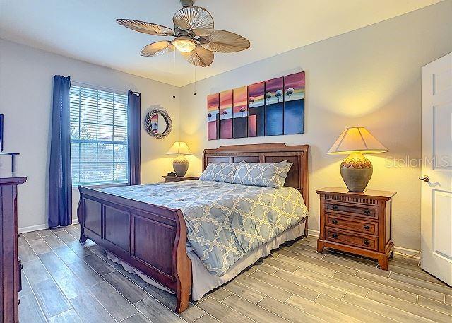 Building Photo - 4862 Cayview Ave