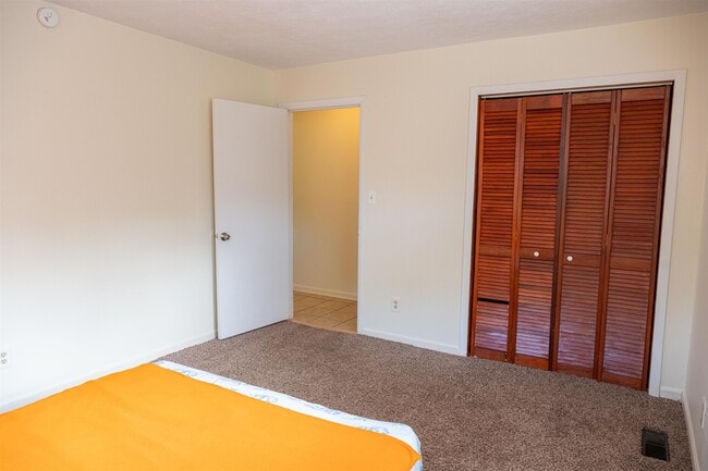Building Photo - 3422 Orlando Dr