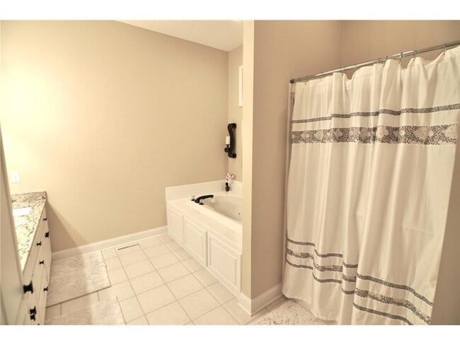 Building Photo - 10413 Spyglass Dr