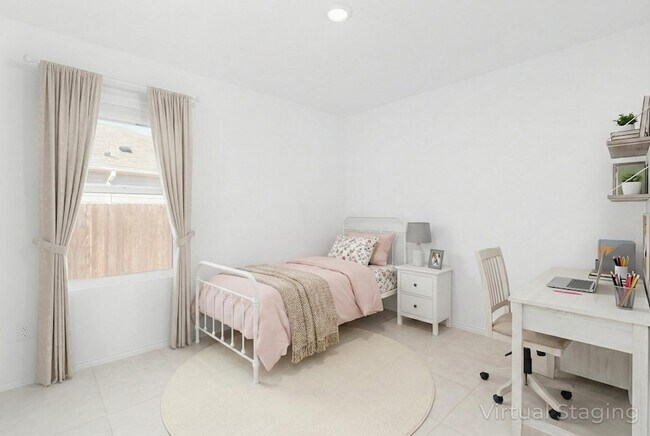 Building Photo - 7524 Larson Ln