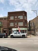 Building Photo - 511 Lake St