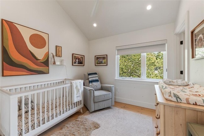 Building Photo - 1300 Perez St