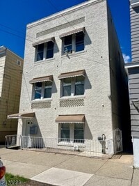 Building Photo - 279 Belmont Ave