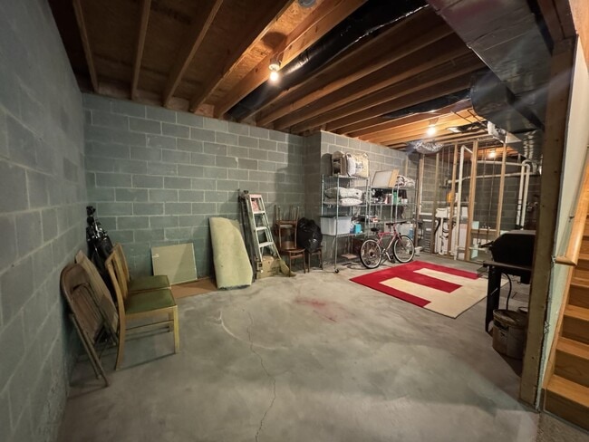 Building Photo - 5100 Trevino Dr