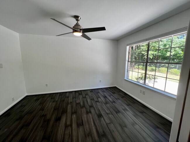 Building Photo - 9 Blue Marlin Cove