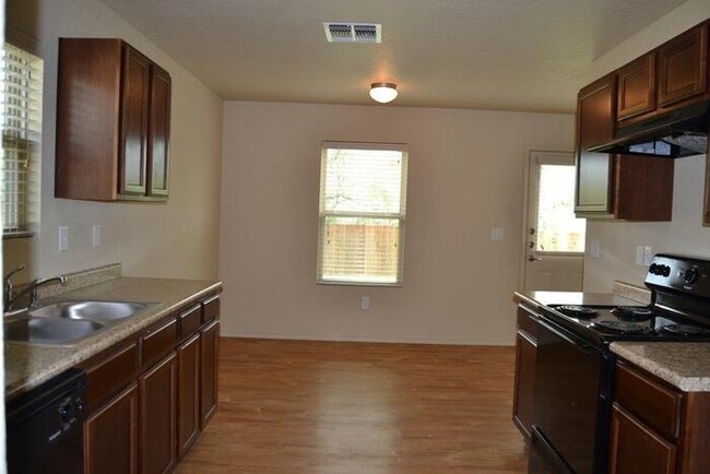 Building Photo - Hunters Pond - 10726 Goose Way, San Antoni...
