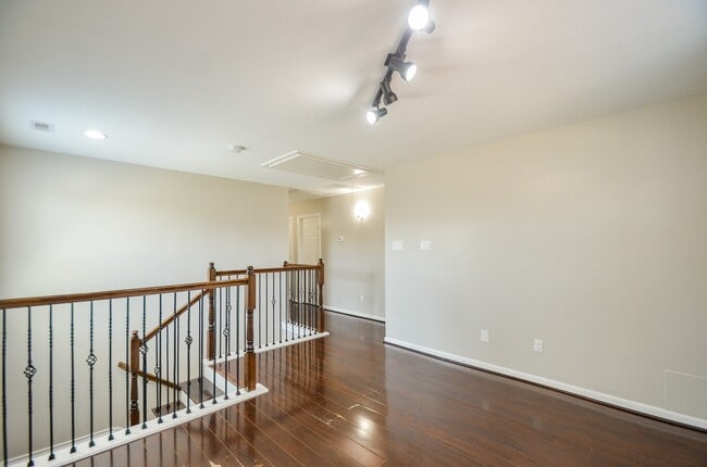 Building Photo - 9518 Prairie Dale Ct