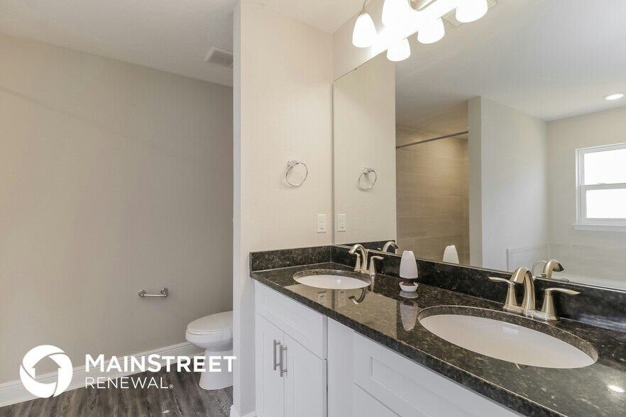 Building Photo - 417 Athabasca Ct