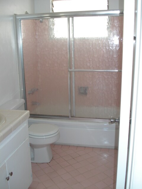 Building Photo - 1064 S Wooster St