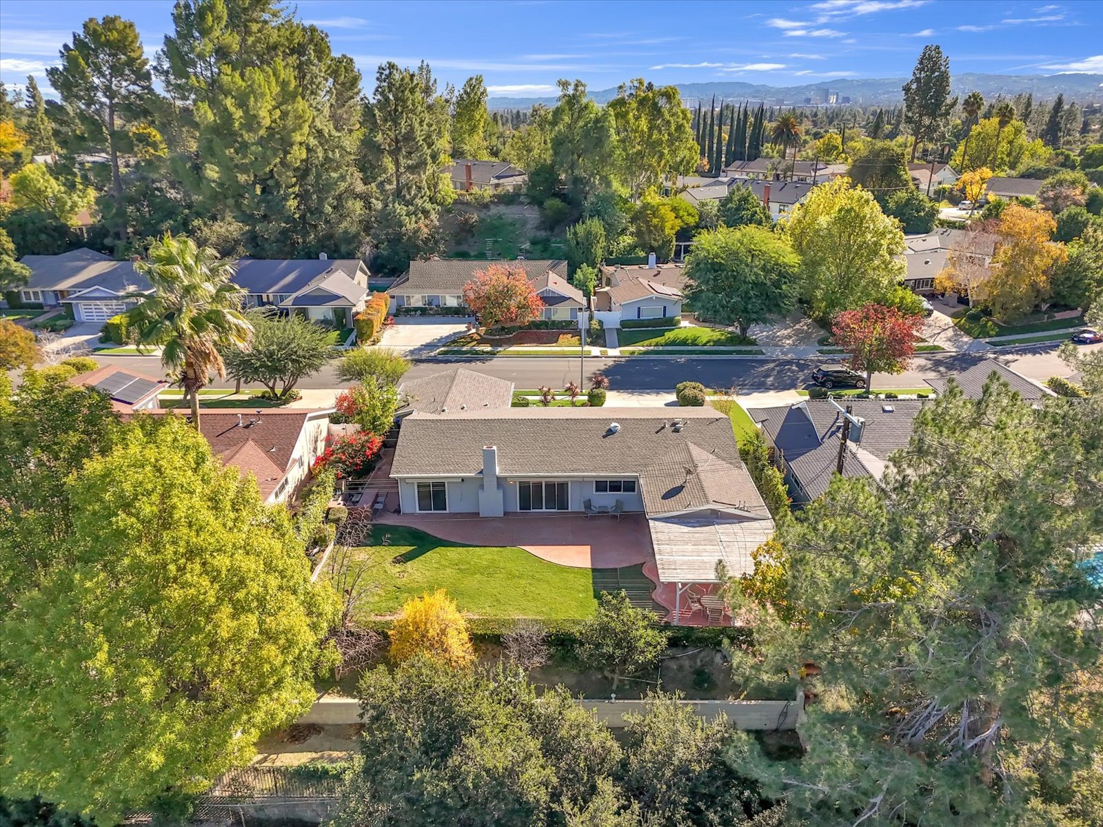 Building Photo - 8201 Clemens Ave